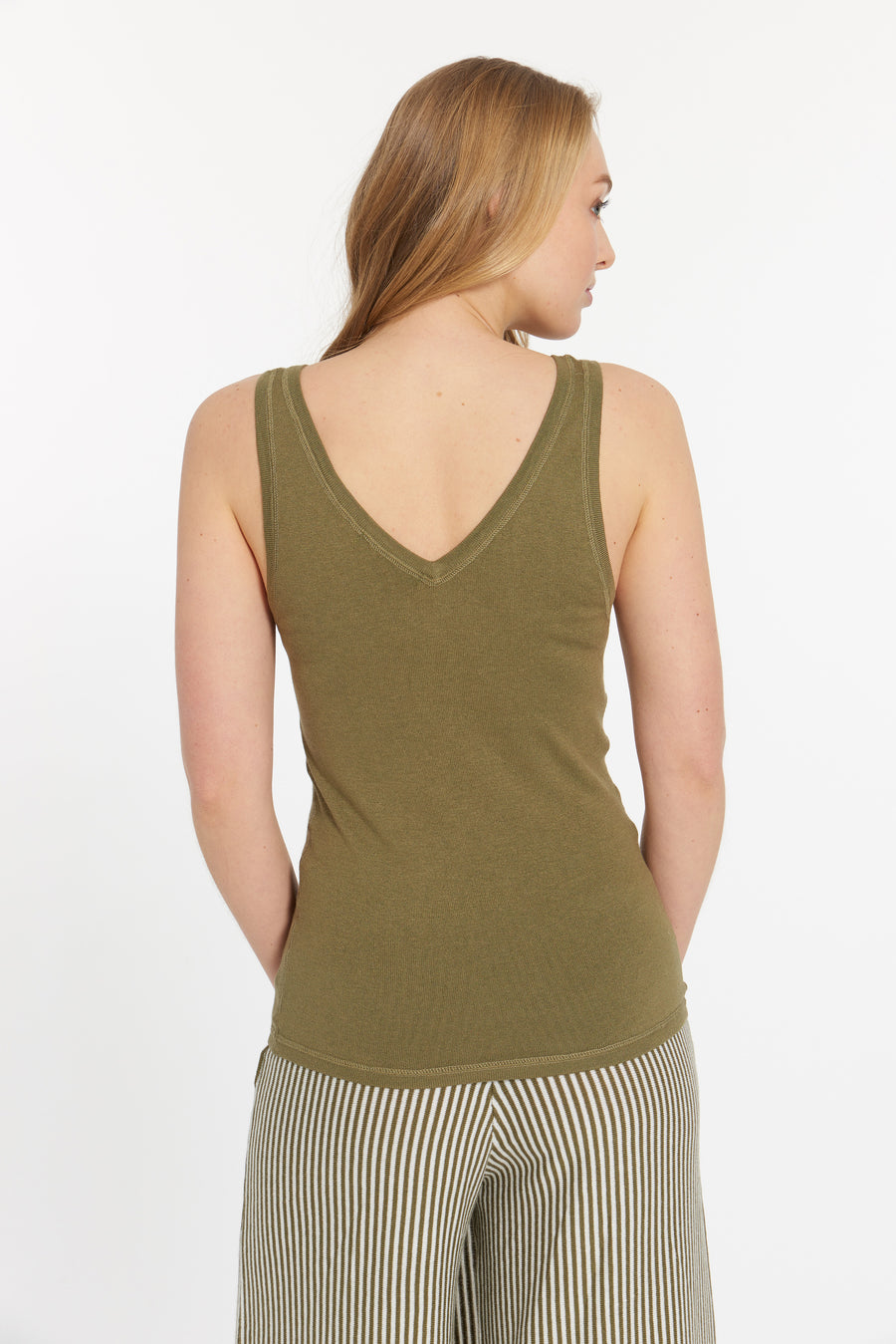 Olive Cashmere Somoma Tank,var-22856327954490,var-22856327987258,var-22856328020026,var-22856328052794,var-22856328085562