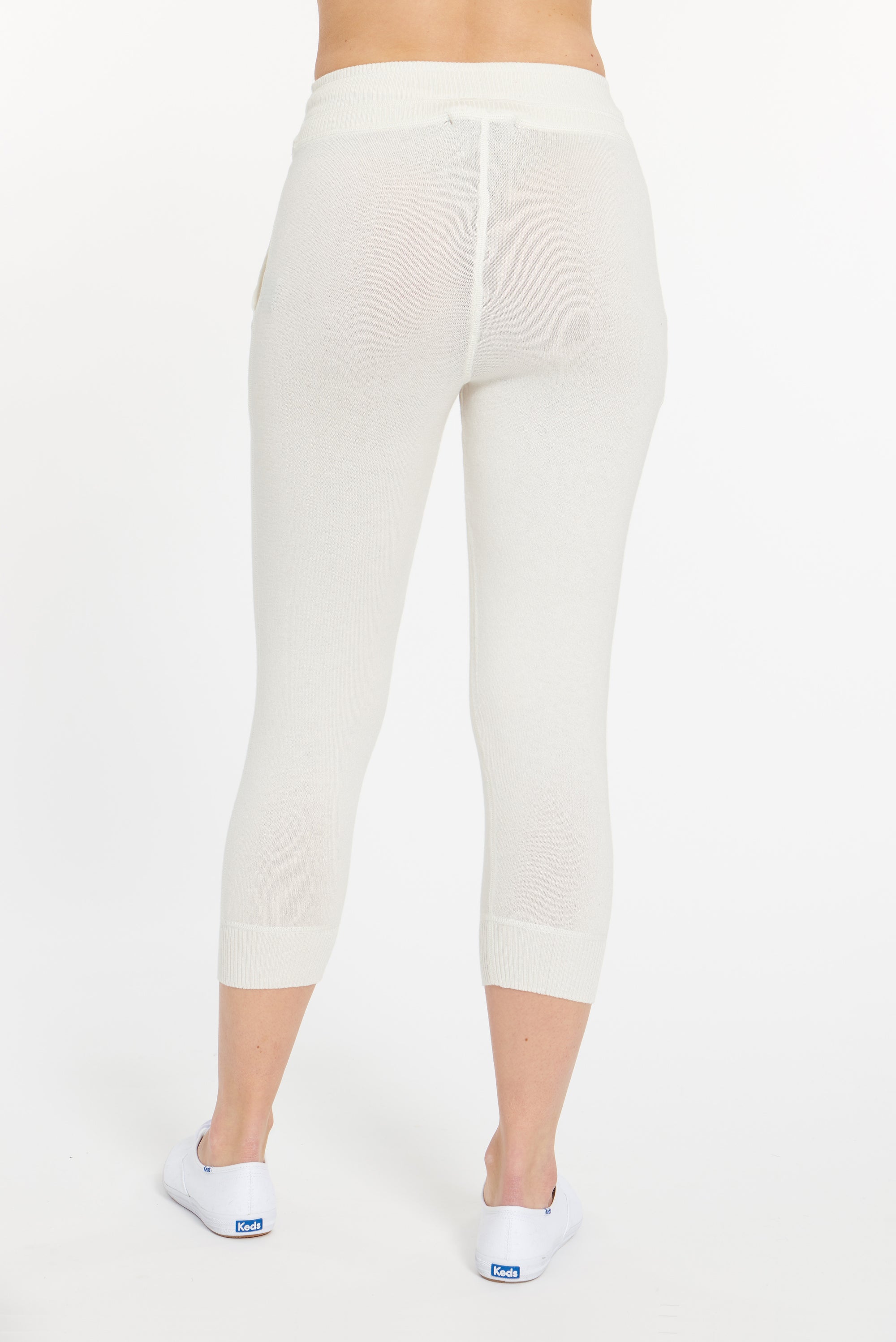 Marshmallow Cashmere Sagaponack Jogger,var-22855505281082,var-22855560757306,var-22855560790074,var-22855560822842,var-22855560855610