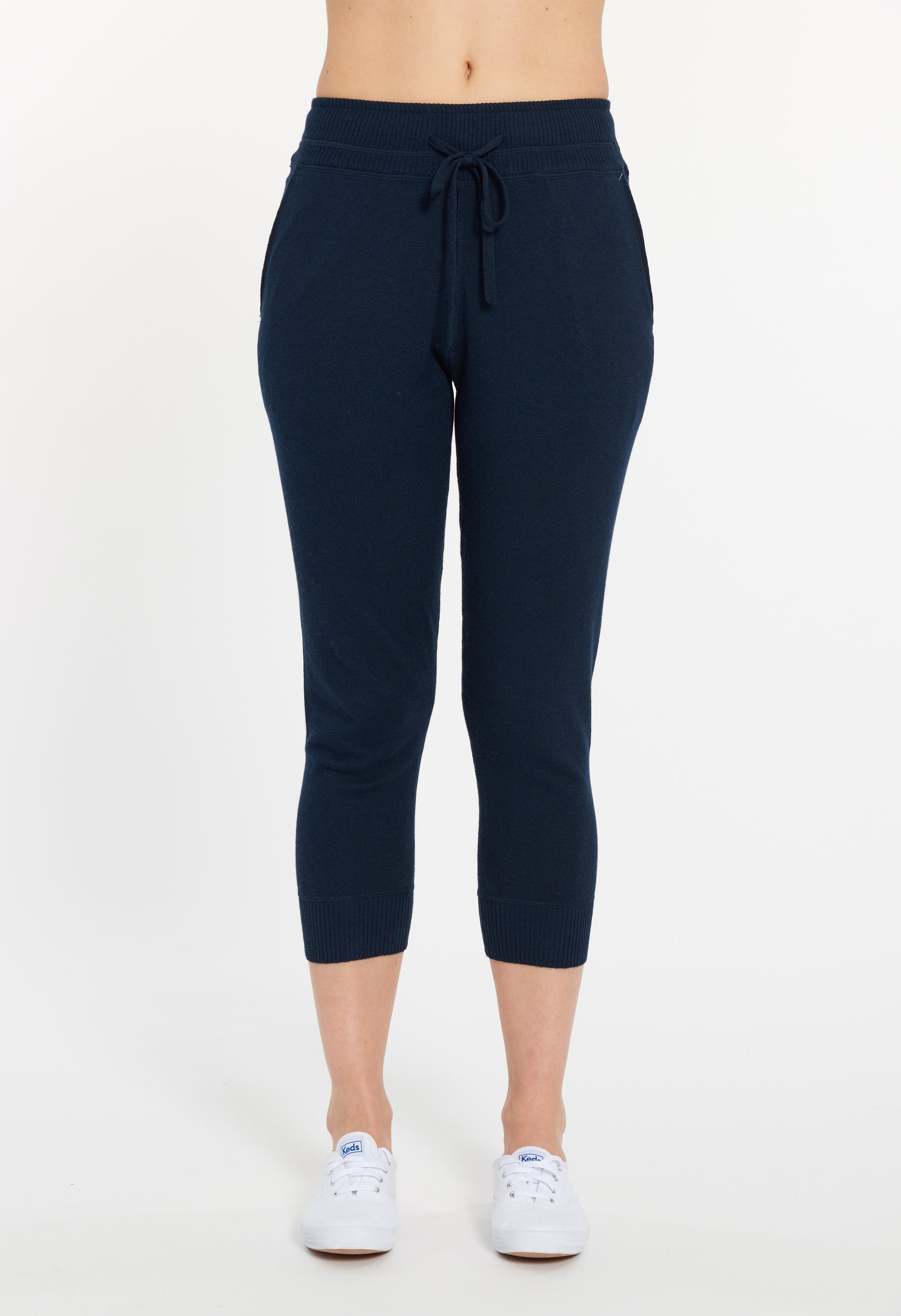 Navy Cashmere Sagaponack Jogger,var-22855578353722,var-22855578386490,var-22855578419258,var-22855578452026,var-22855578517562