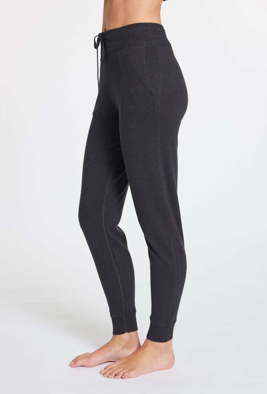 charcoal nantucket jogger,var-7094935486522,var-7094935519290,var-7094935584826,var-7094935617594,var-7094935650362