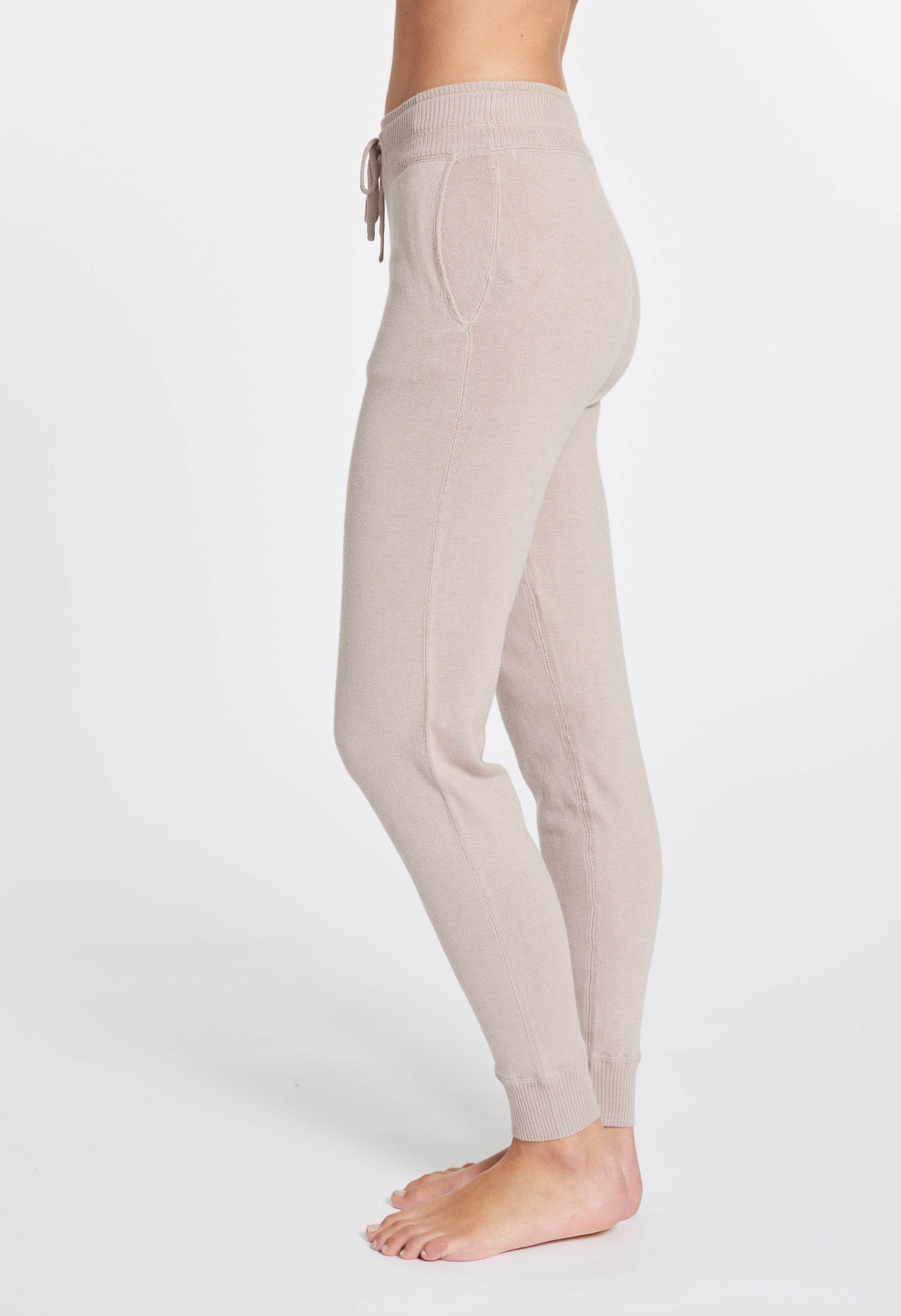 latte nantucket jogger,var-7094934011962,var-7094934044730,var-7094934077498,var-7094934110266,var-7094934143034