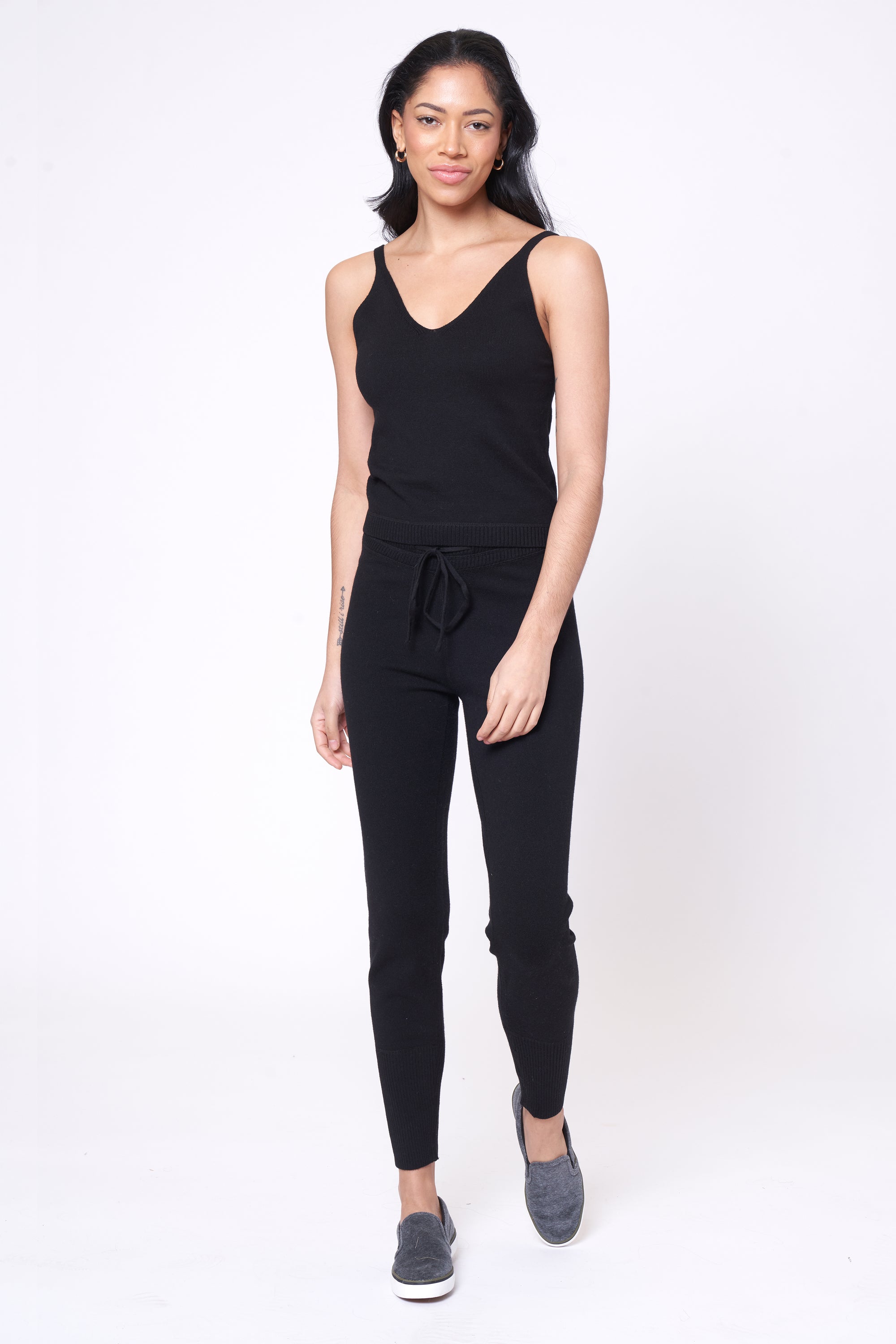 Chilmark Tank Black,var-42586972946619,var-42586972979387,var-42586973012155,var-42586973044923,var-42586973077691