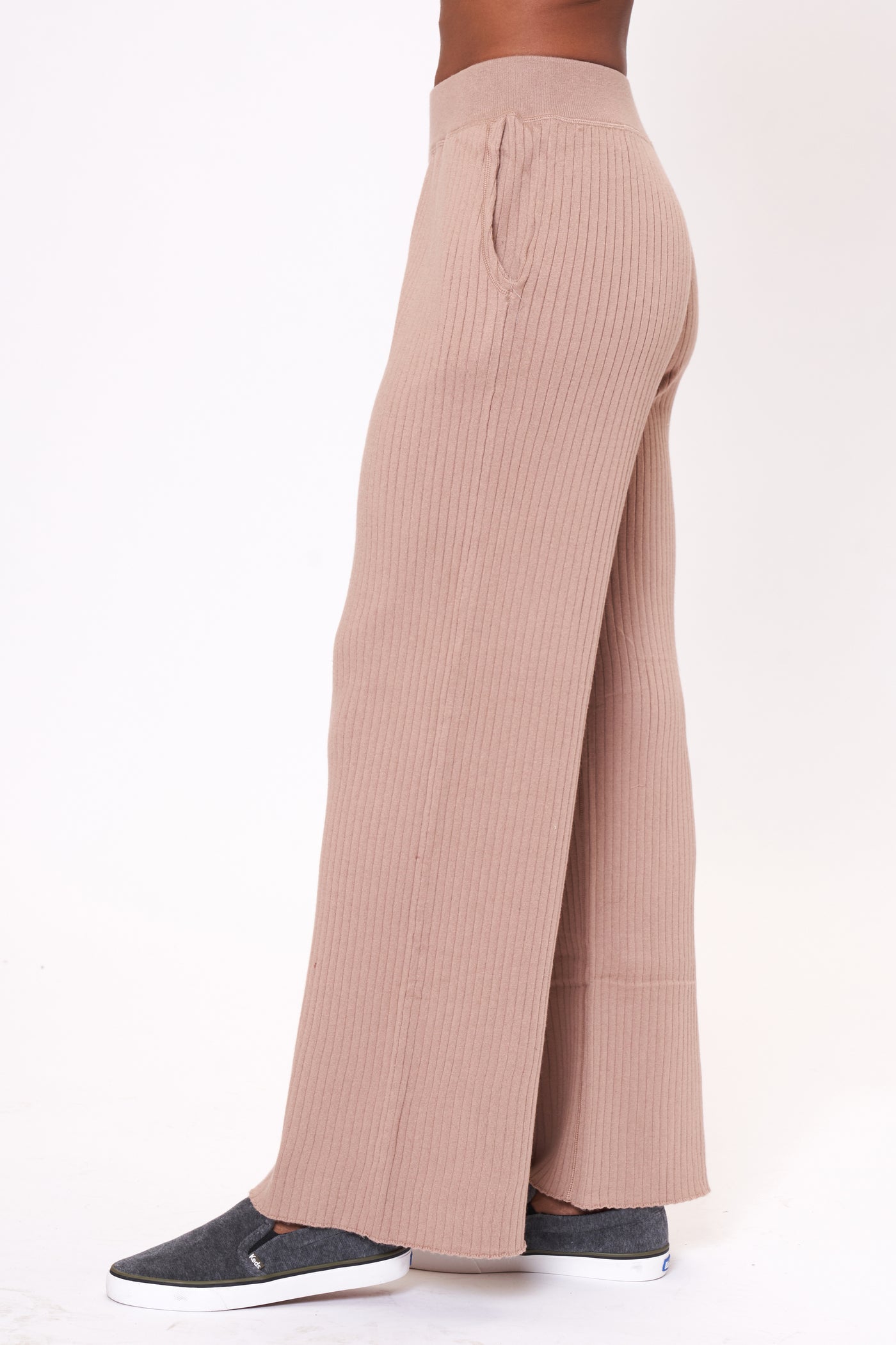 ROSEWOOD RIBBED PANT