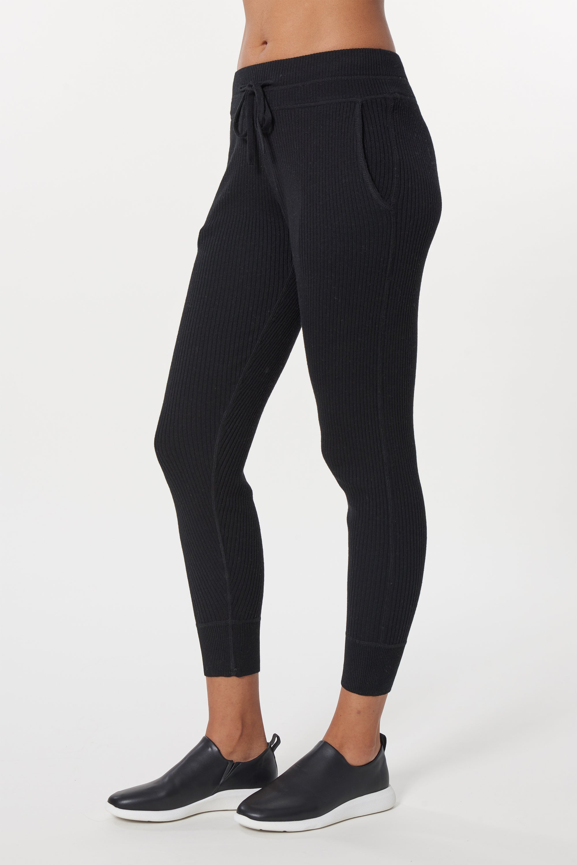 Black Cashmere Cabo Jogger, var-31007617450042,var-31007617482810,var-31007617515578,var-31007617548346,var-31007617581114