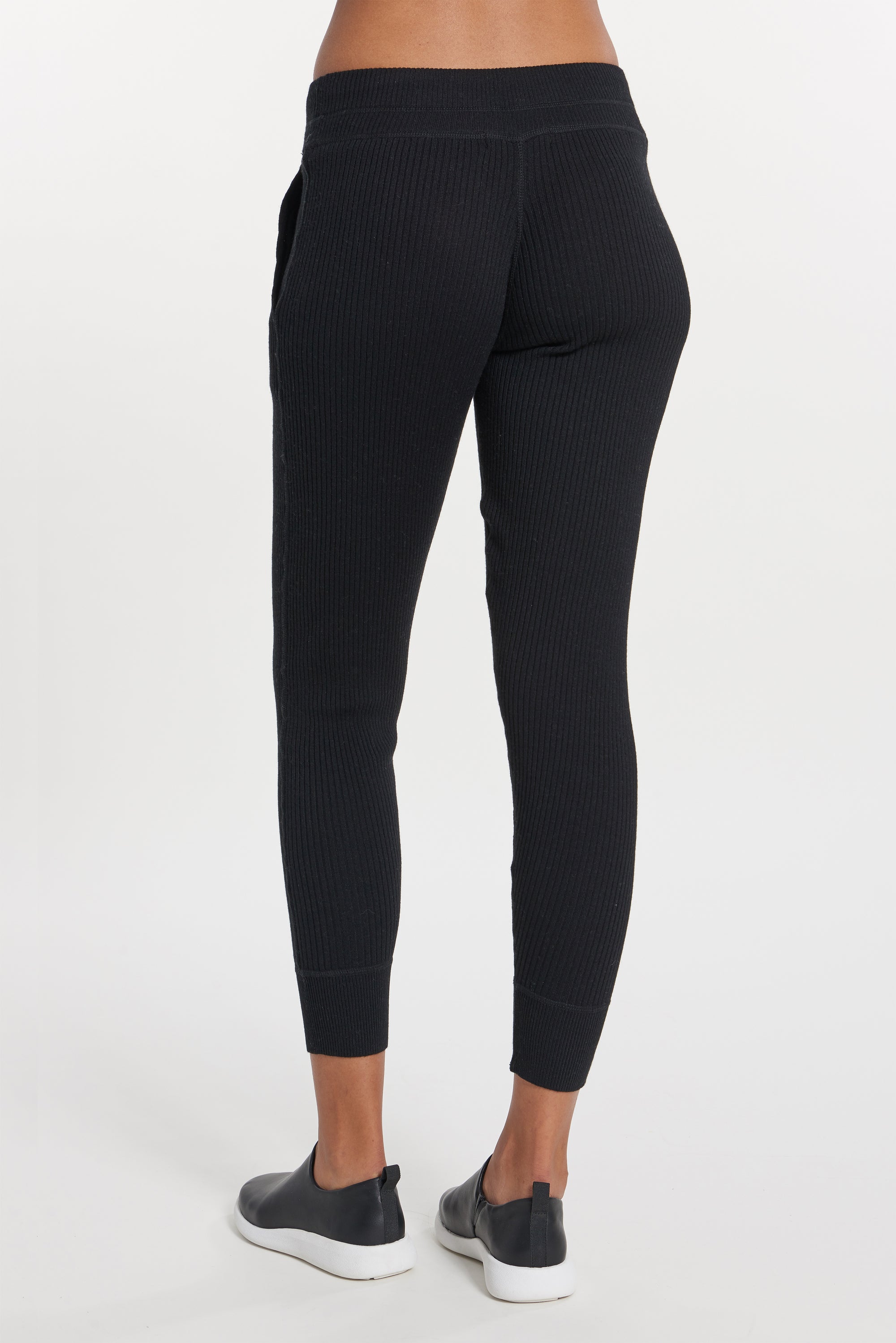 Black Cashmere Cabo Jogger, var-31007617450042,var-31007617482810,var-31007617515578,var-31007617548346,var-31007617581114