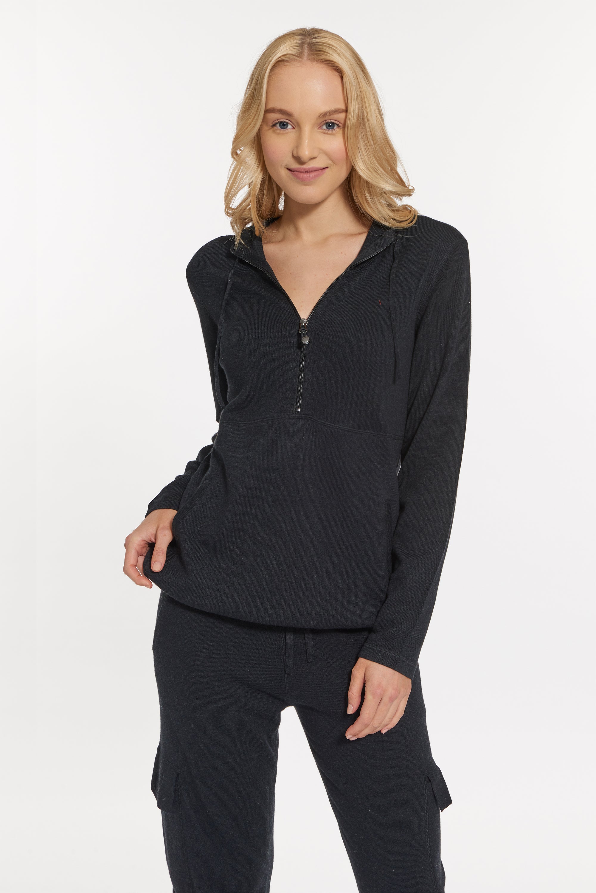 Black Heather Cashmere Bowery Pullover, var-31338008281146,var-31338008313914,var-31338008838202,var-31338009362490,var-31338009395258