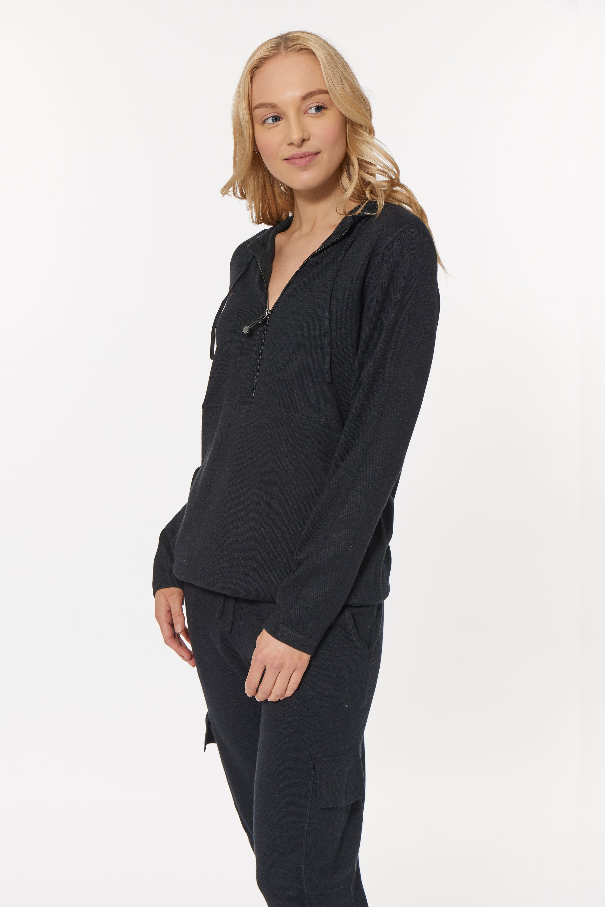 Black Heather Cashmere Bowery Pullover, var-31338008281146,var-31338008313914,var-31338008838202,var-31338009362490,var-31338009395258