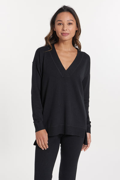 Black Cashmere Vail V-Neck, var-31024119513146,var-31024119545914,var-31024119578682,var-31024119611450,var-31024119644218