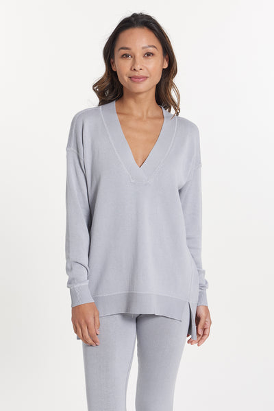 Light Grey Cashmere Vail V-Neck, var-31024115318842,var-31024115351610,var-31024115384378,var-31024115417146,var-31024115449914