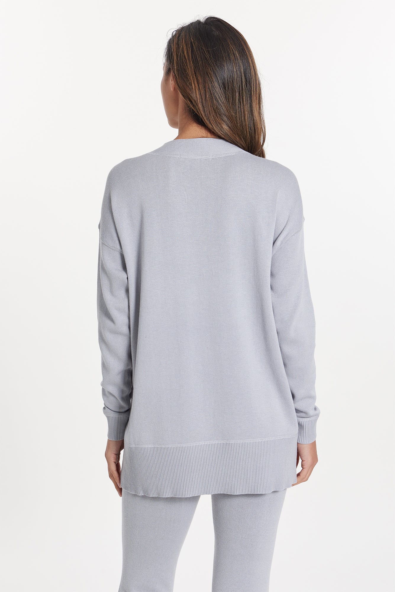 Light Grey Cashmere Vail V-Neck, var-31024115318842,var-31024115351610,var-31024115384378,var-31024115417146,var-31024115449914