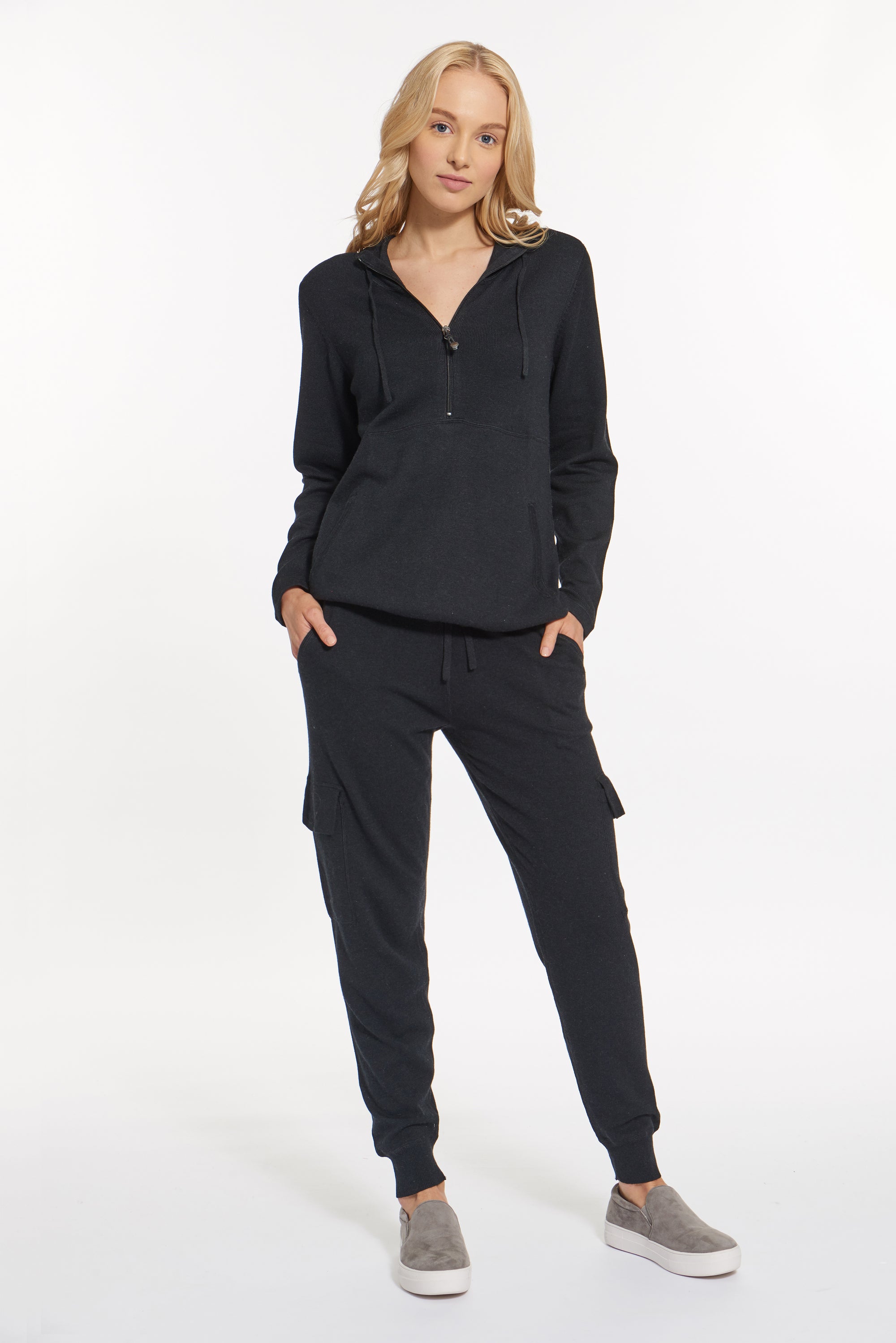 Black Heather Cashmere Bowery Pullover, var-31338008281146,var-31338008313914,var-31338008838202,var-31338009362490,var-31338009395258