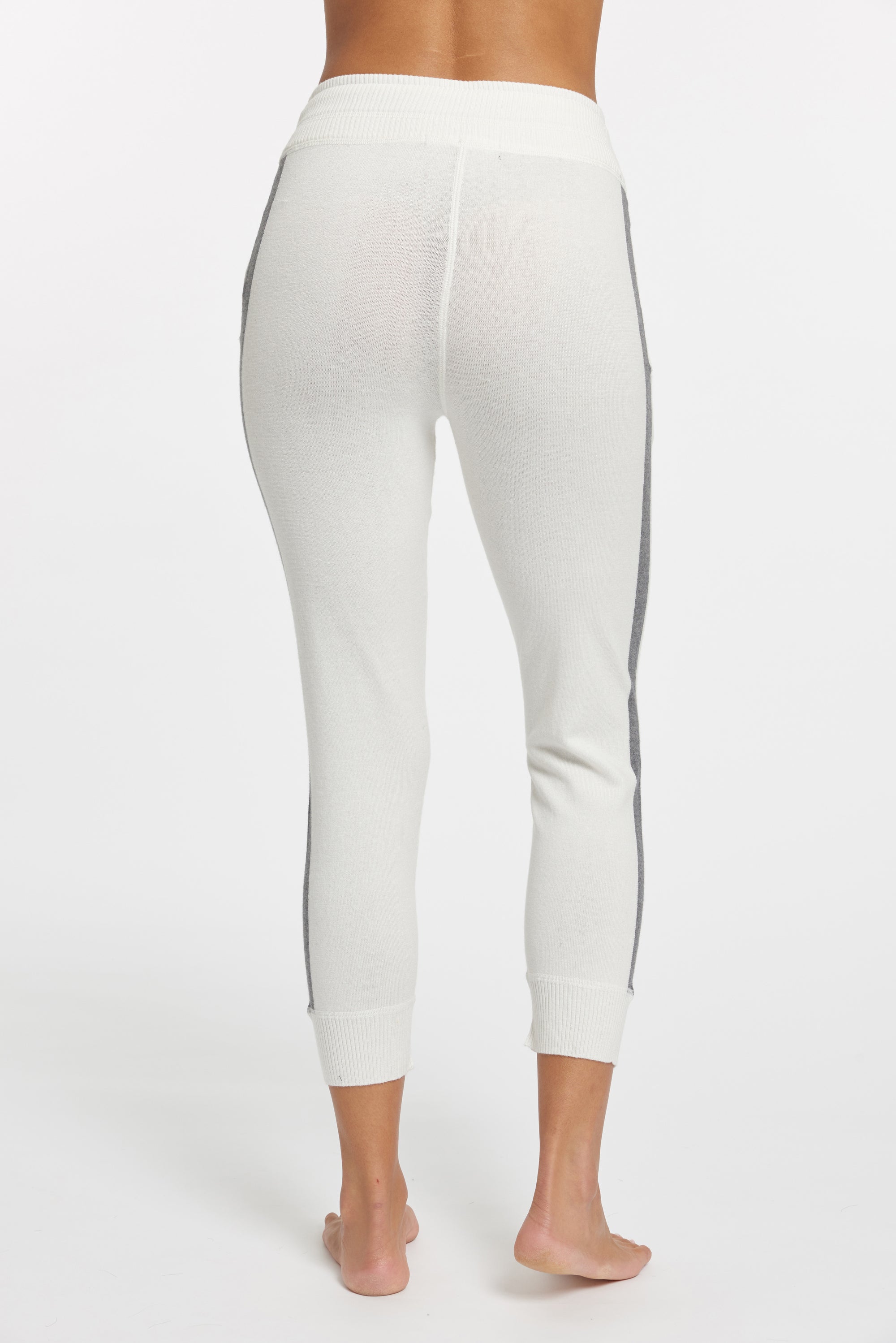 Marshmallow Cashmere Somerset Jogger,var-12392712994874,var-12392784527418,var-12392784592954,var-12392784625722,var-12392784658490